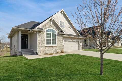 14315 Holcomb Avenue, Urbandale, IA 50323