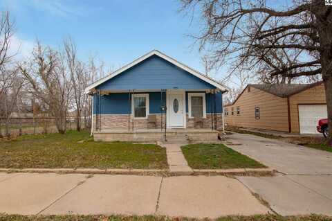 924 E 6th Ave, Hutchinson, KS 67501