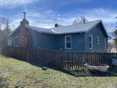 1322 Homedale Road, Klamath Falls, OR 97603