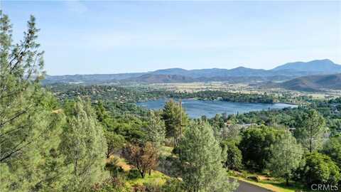 16506 Crescent Court, Hidden Valley Lake, CA 95467