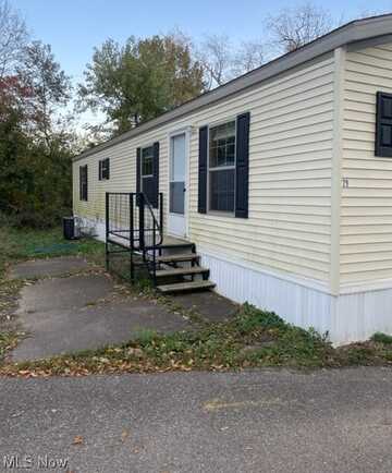 2606 Lincoln Way NW, Massillon, OH 44647