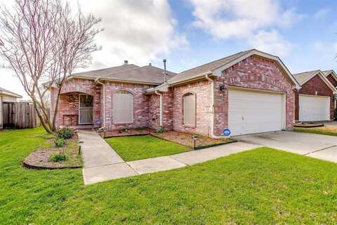 6705 Day Drive, Fort Worth, TX 76132
