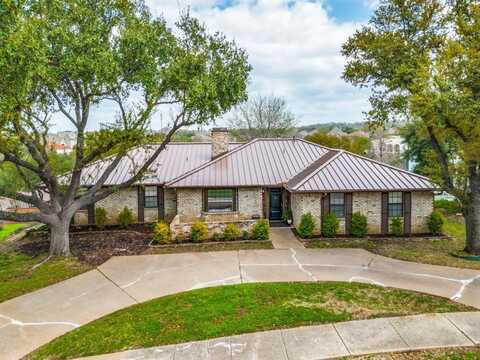 700 La Vida Court, Irving, TX 75062