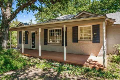 302 S Hillcrest Avenue, Eastland, TX 76448