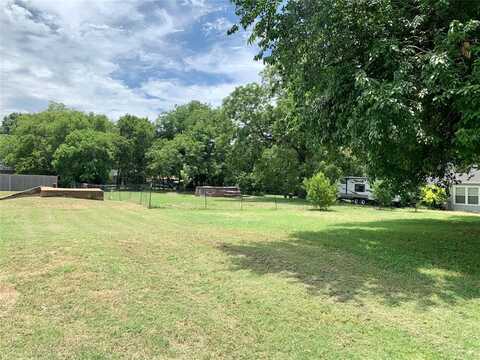 Tbd 302 W Duke Street, Howe, TX 75459