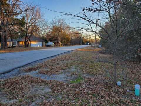 401 Indian Oaks Drive, West Tawakoni, TX 75474