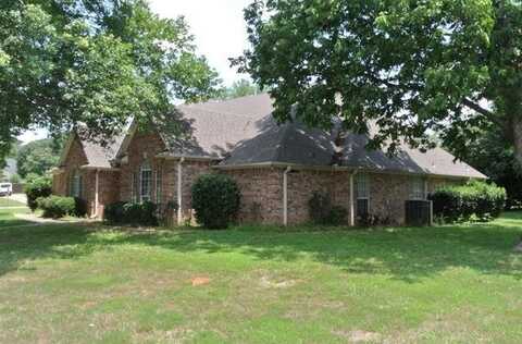 1300 S PURDUE Drive, Jacksonville, TX 75766