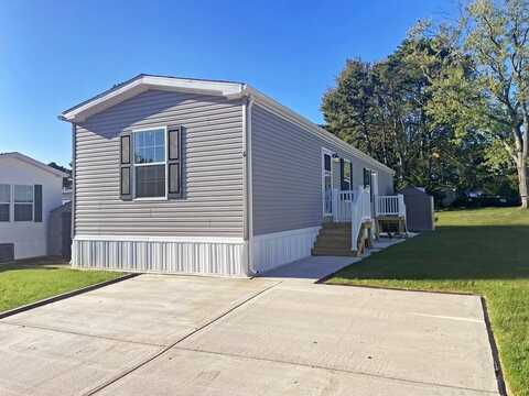 11 Kingfisher Way, Whiting, NJ 08759