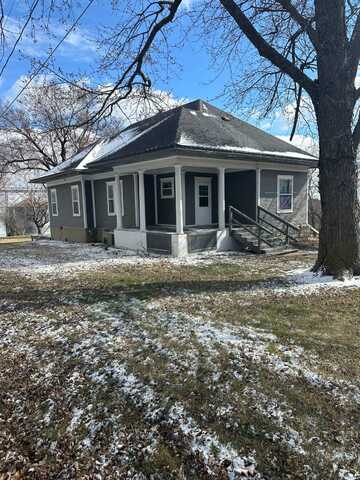 504 S Taylor, Mount Ayr, IA 50854