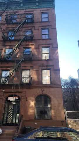 32 WEST131, New York, NY 10037