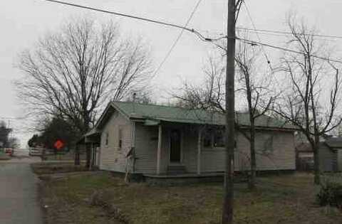 203 N 1st St, Marmaduke, AR 72443