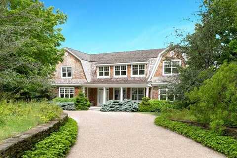 197 Skimhampton Road, East Hampton, NY 11937