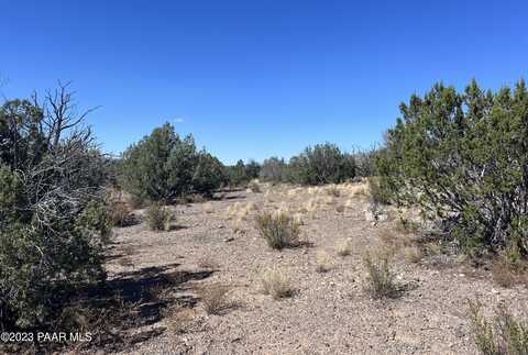 93 Patriot Trail, Ash Fork, AZ 86320