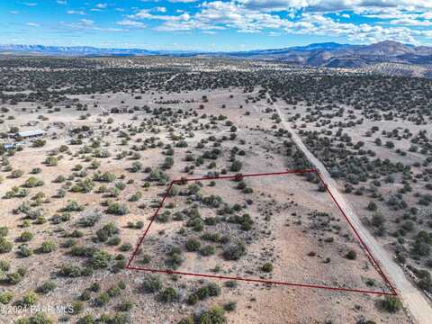 2 Headwaters Ranch Road, Paulden, AZ 86334