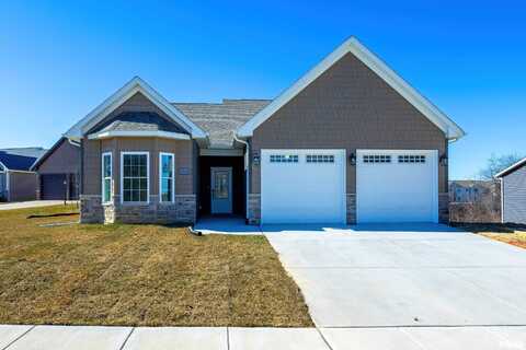 5120 PANDIT Drive, Bettendorf, IA 52722