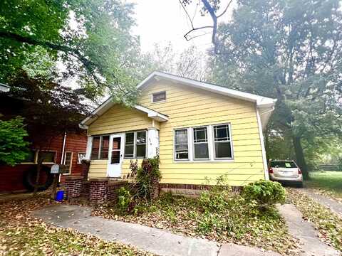 610 W ELM Street, Carbondale, IL 62901