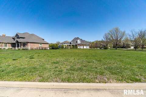 3205 W ST CHARLES Place, Peoria, IL 61615