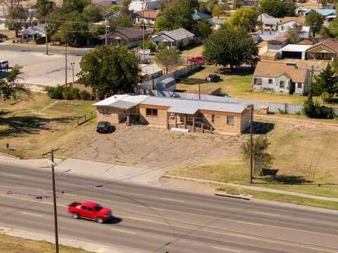 325-329 N Hobart St, Pampa, TX 79065