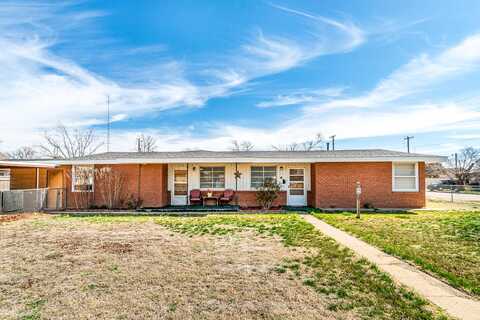 300 N Briscoe Ave, Tulia, TX 79088