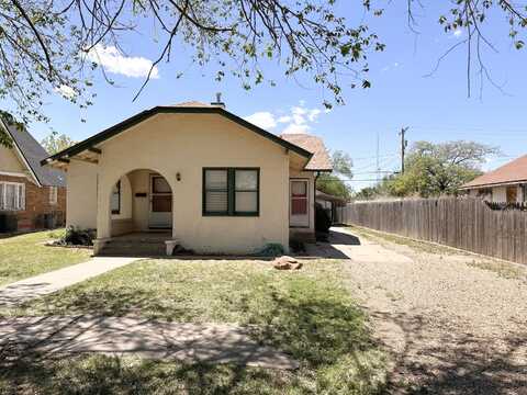 421 Mckinley Ave, Hereford, TX 79045