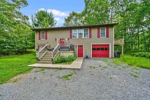 48 Woodlyn Acres Road, Hawley, PA 18428