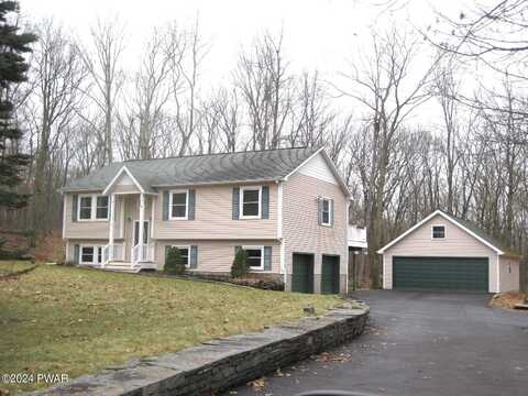 1113 Dewberry Drive, Hawley, PA 18428