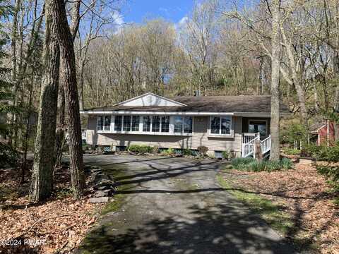 112 Lookout Drive, Lords Valley, PA 18428