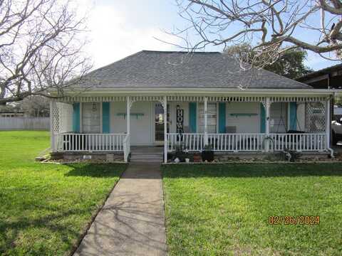 109 N Second, Fulton, TX 78358