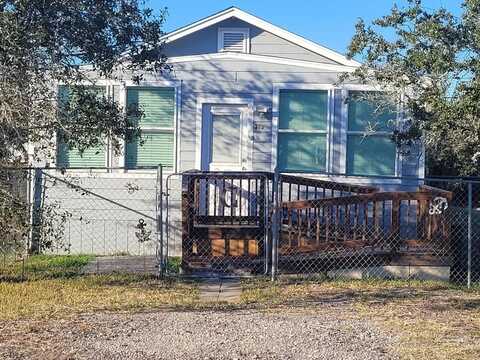 390 Royal Oak, ROCKPORT(HOLIDAY BEACH), TX 78382