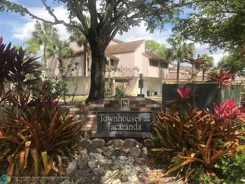 880 NW 81st Way, Plantation, FL 33324