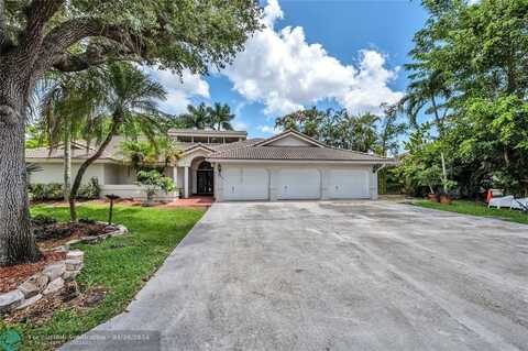 9248 NW 14th Ct, Coral Springs, FL 33071