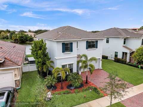 3772 NW 87th Way, Coral Springs, FL 33065