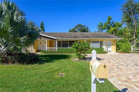 1819 32nd Avenue, Vero Beach, FL 32960