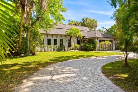 2436 Pine Avenue, Vero Beach, FL 32960