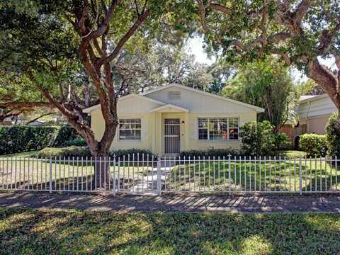 798 Bougainvillea Lane, Vero Beach, FL 32963