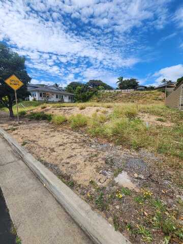 128 Keoneloa Pl, Wailuku, HI 96793