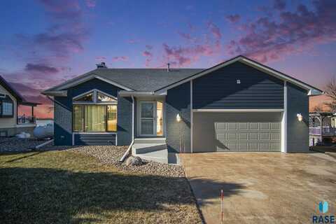 4231 Horizon Heights, Chester, SD 57016