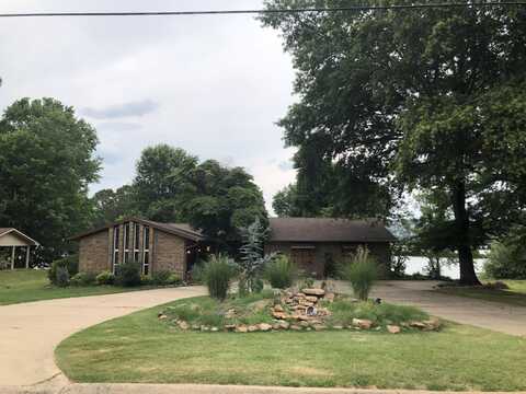 210 N Shore Drive, Russellville, AR 72802