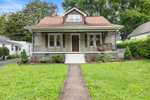 1865 Oak Street NW, Cleveland, TN 37311