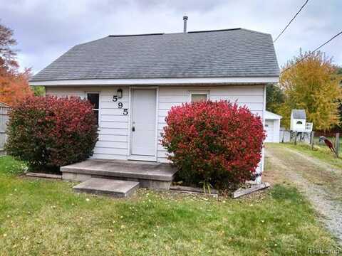 595 S RIVER Road, Saginaw, MI 48609