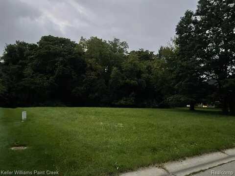 4710 WOODLAND HILLS Drive, Rochester, MI 48306