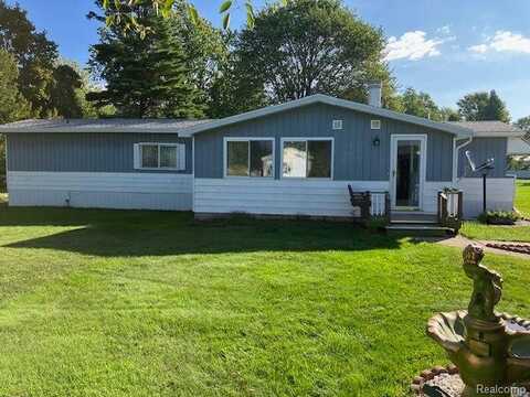 7377 BIRCH Drive, Port Hope, MI 48468