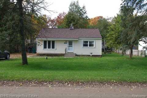 6181 NEILSON, Davisburg, MI 48350