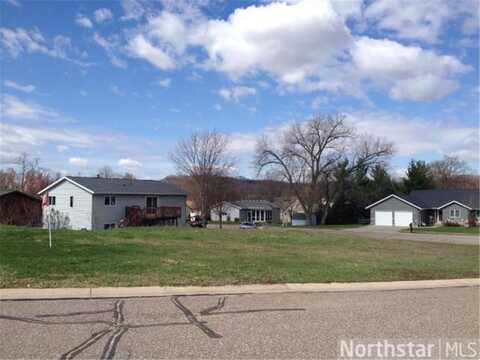 1413 Hillside Drive, Red Wing, MN 55066