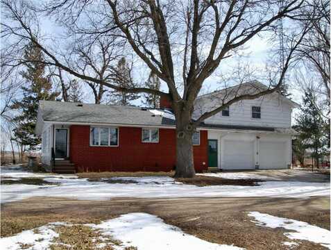 51662 140th Street, Walnut Lake Twp, MN 56097