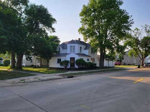 401 8th Street NE, Austin, MN 55912