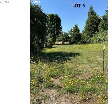 2135 NE SPITZ RD, Canby, OR 97013