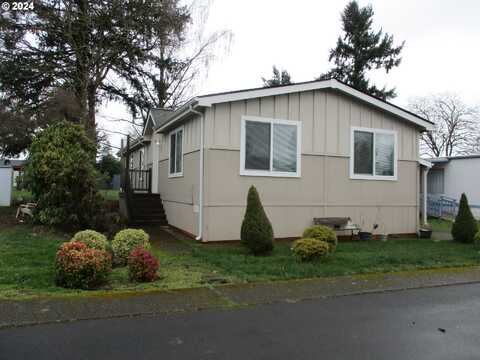 18780 CENTRAL POINT RD, Oregon City, OR 97045