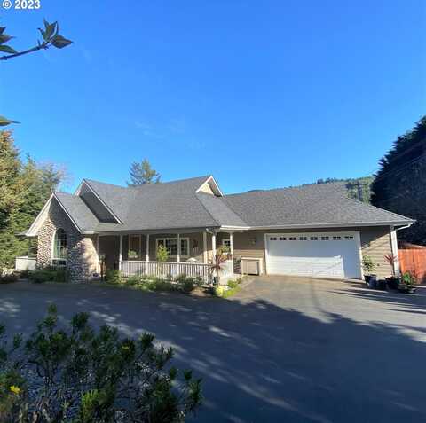 346 WINCHUCK RIVER RD, Brookings, OR 97415