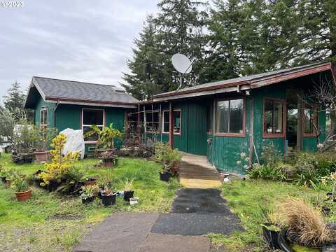 93810 CHINA MOUNTAIN RD, Port Orford, OR 97465